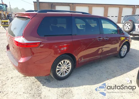 2016 Toyota Sienna Xle 8 Passenger z USA, uszkodzony, nr VIN 5TDYK3DC7GS701595